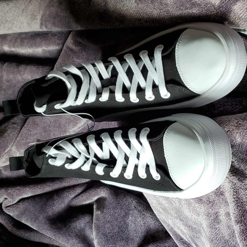 Fallon Platform High-Tops Sneakers - Picture 3 of 6